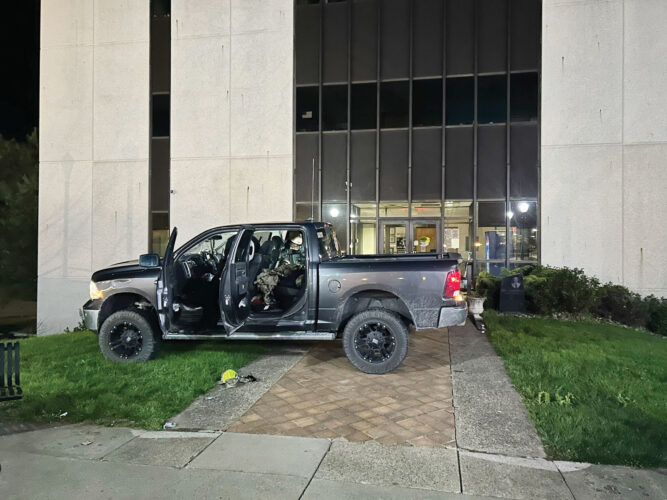 Man suffers self-inflicted gunshot wound during confrontation with deputies